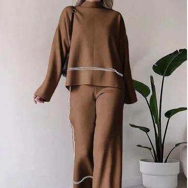 Striped Design Knit Suit